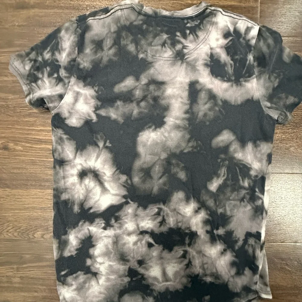 Hollister Black & Grey Tie-Dye‎ Tiger Rose Graphic Tee - Small
